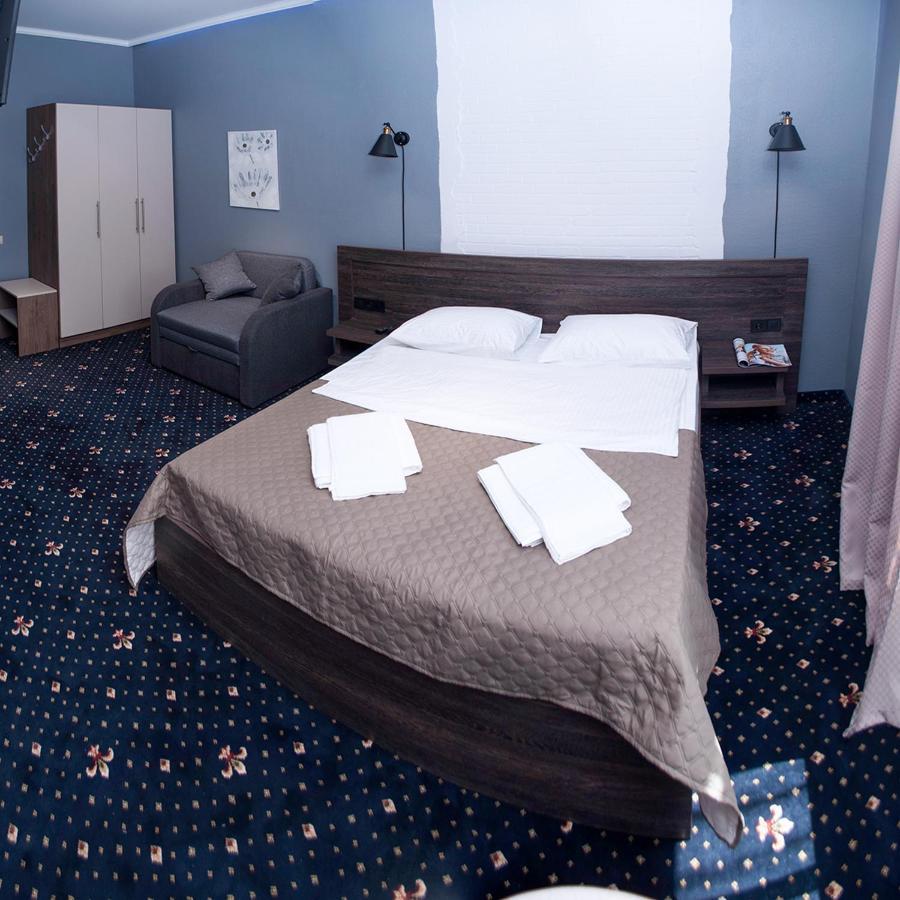 Luxury.Ap Aparthotel Ivano-Frankivsk Exteriör bild