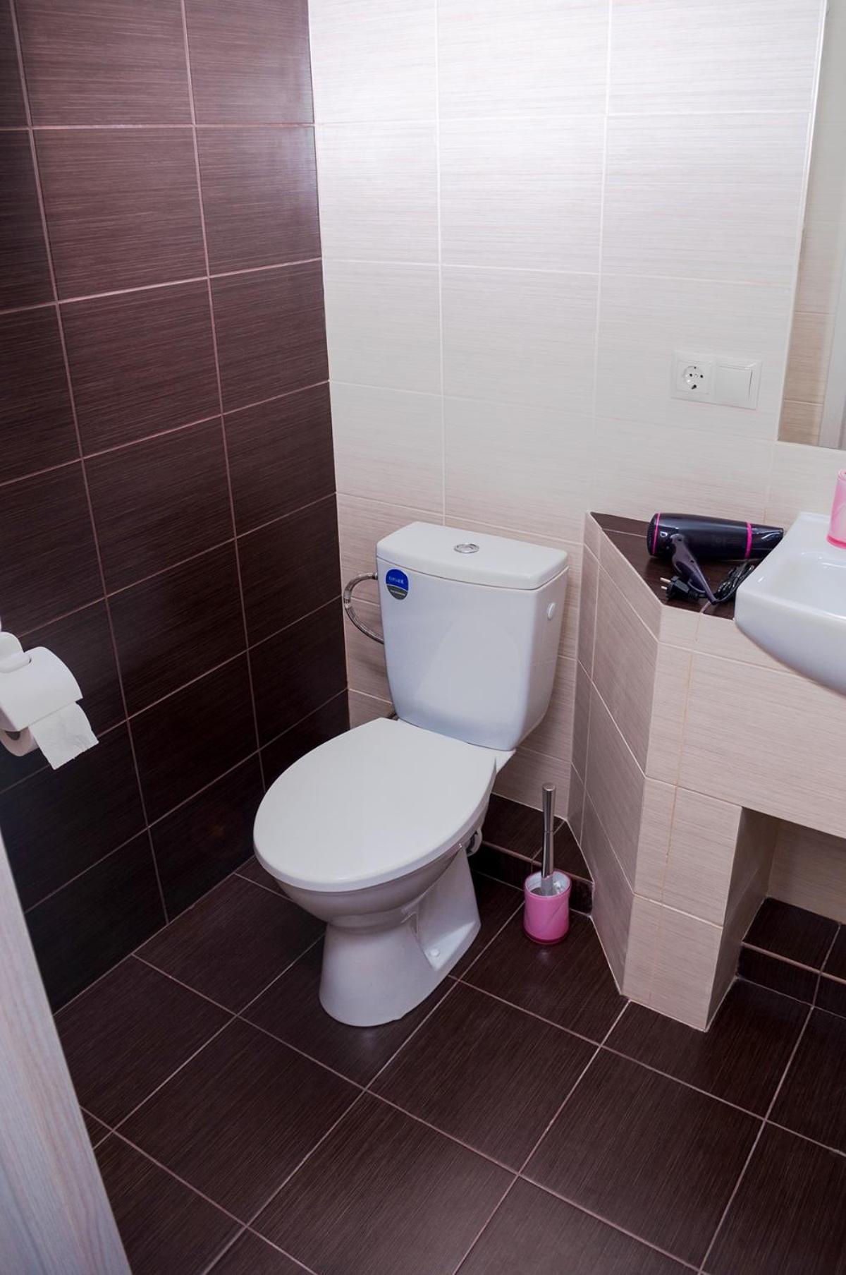 Luxury.Ap Aparthotel Ivano-Frankivsk Rum bild